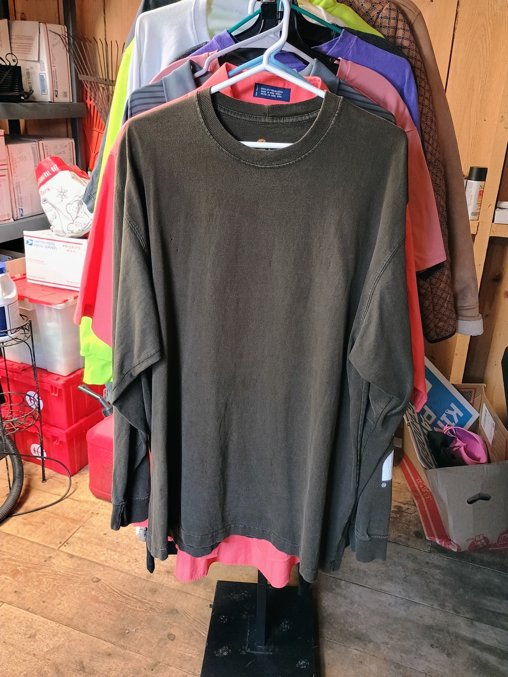 Carhartt Men's Long Sleeve Crewneck Tee in Olive Green Bin 6